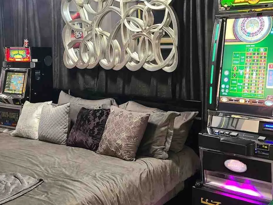 vegas casino games and slot machines at luxury big airbnb vacation home rental near Orlando